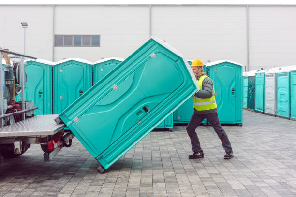 Best Porta potty delivery and setup  in Madison Heights, MI